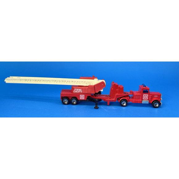 1984 Matchbox Peterbilt Convoy Fire Engine 1/80 Die-Cast Semi-Trailer Truck - Picture 9 of 16